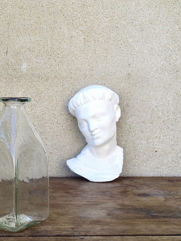 la-soufflerie-monk-head-simon-handmade-plaster
