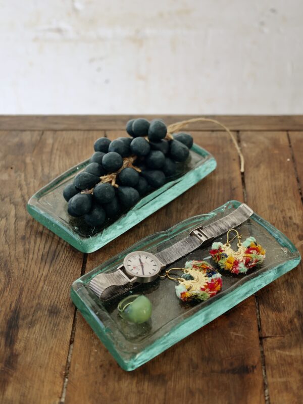 la-soufflerie-burriera-grande-transparent-tableware-butter-dish-small-tray-mouth-blown-recycled-glass
