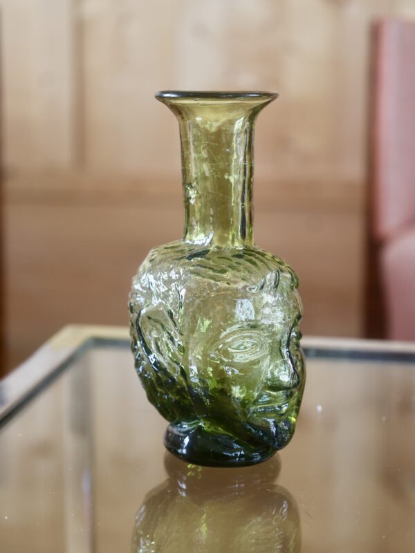 la-soufflerie-vase-tete-olive-face-shaped-vase-mouth-blown-recycled-glass