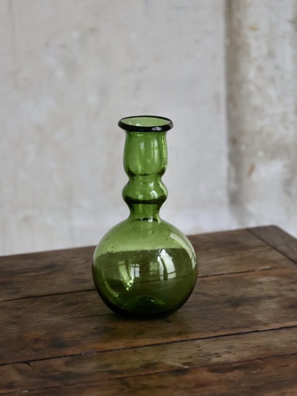laveno-montebello-olive-bud-vase-mouth-blown-recycled-glass