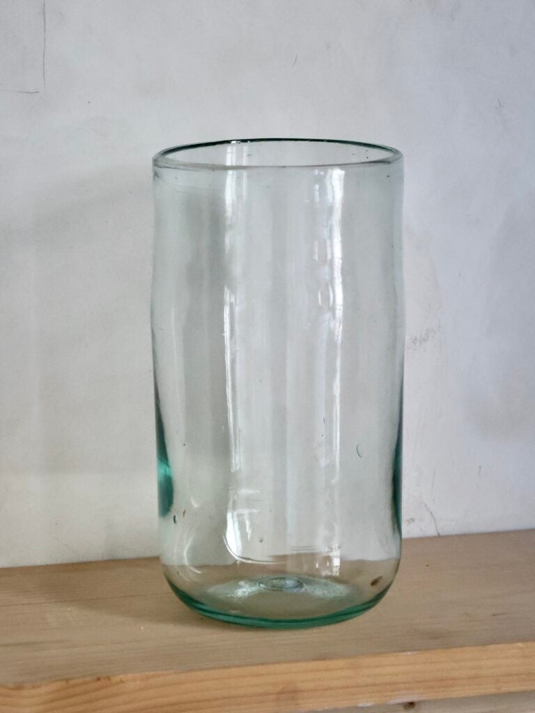 vase-droit-dark-blue-hurricane-vase-mouth-blown-recycled-glass