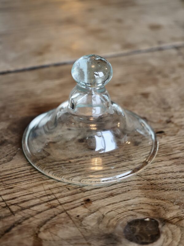 la soufflerie-le-chapeau-transparent-lids-mouth-blown-recycled-glass
