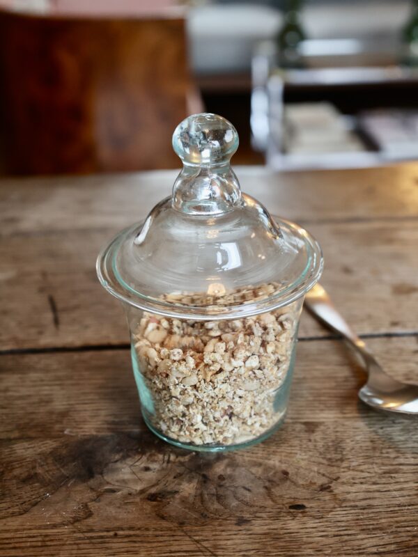 la soufflerie-le-chapeau-transparent-lids-mouth-blown-recycled-glass