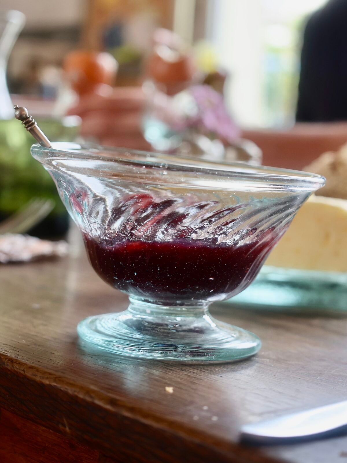 vague-transparent-bowl-mouth-blown-recycled-glass
