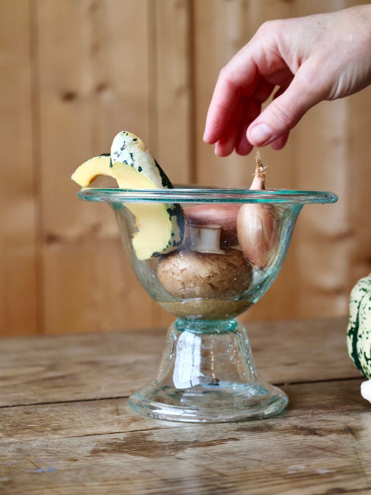 la-soufflerie-coupe-sur-pied-transparent-at-home-bowls-mouth-blown-recycled-glass