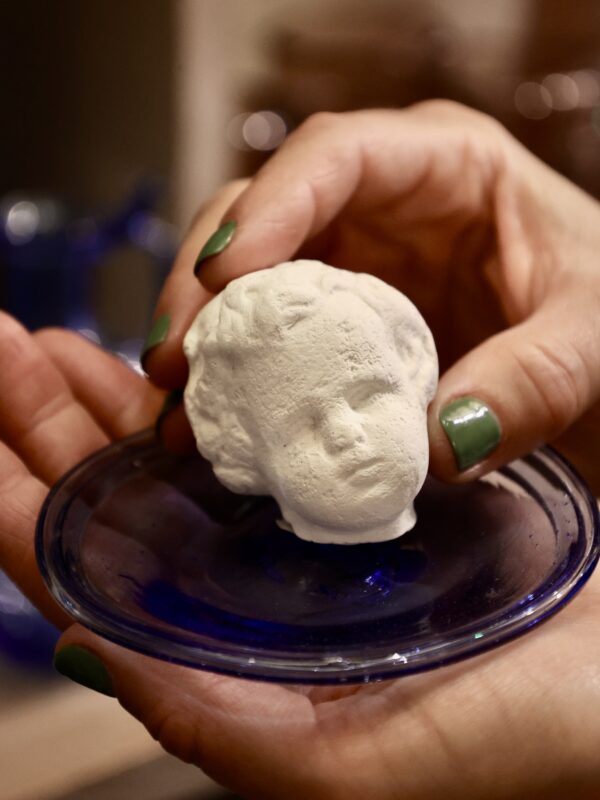 la-soufflerie-baby-head-medium-handcrafted-plaster