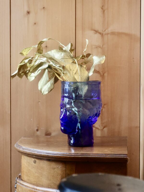 la-soufflerie-roma-vase-light-blue-face-vase-mouth-blown-recycled-glass