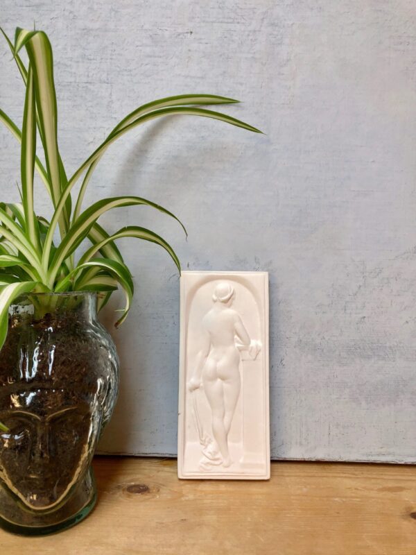 la-soufflerie-dapres-durer-hand-made-plaster