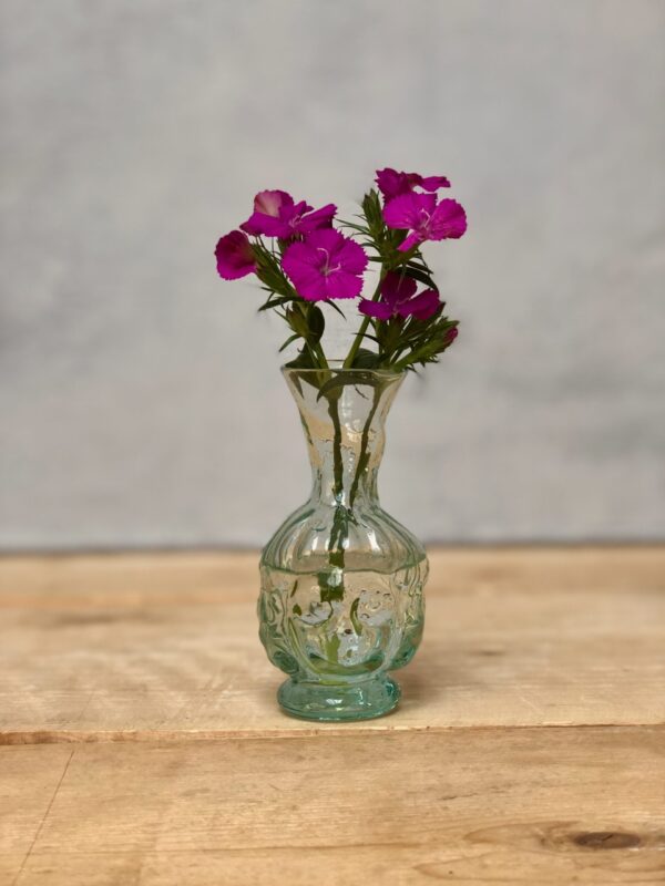 la-soufflerie-thibaut-transparent-mouth-blown-recycled-glass