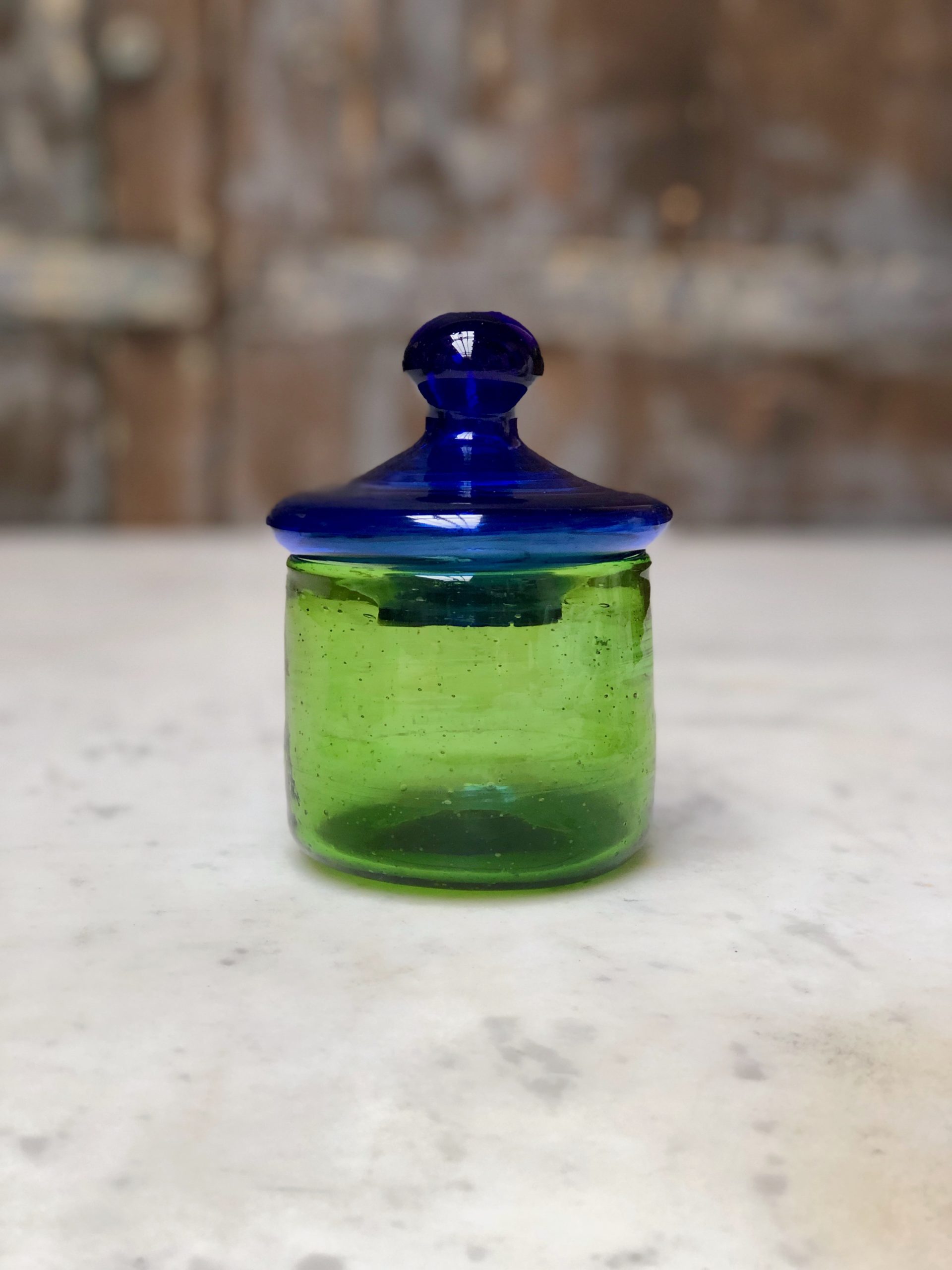 la-soufflerie-bouchon-tete-blue-mouth-blown-recycled-glass