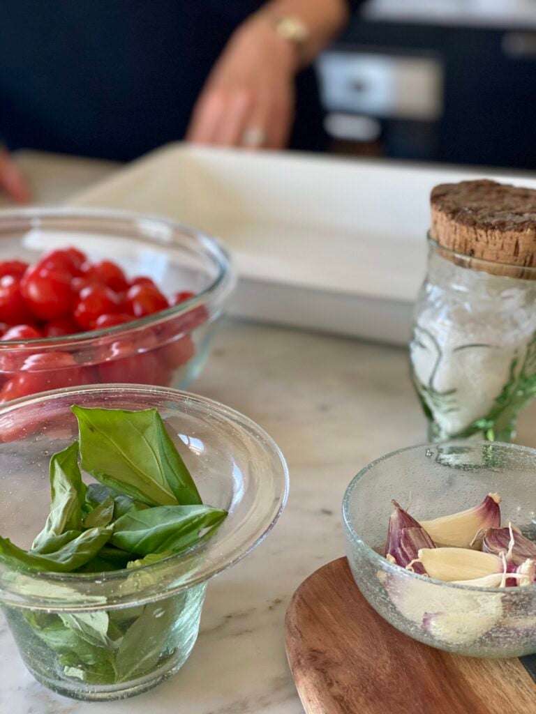 la-soufflerie-handmade-recycled-glass-verre-tete-pot-a-confiture-bagno-carre-baked-feta-pasta