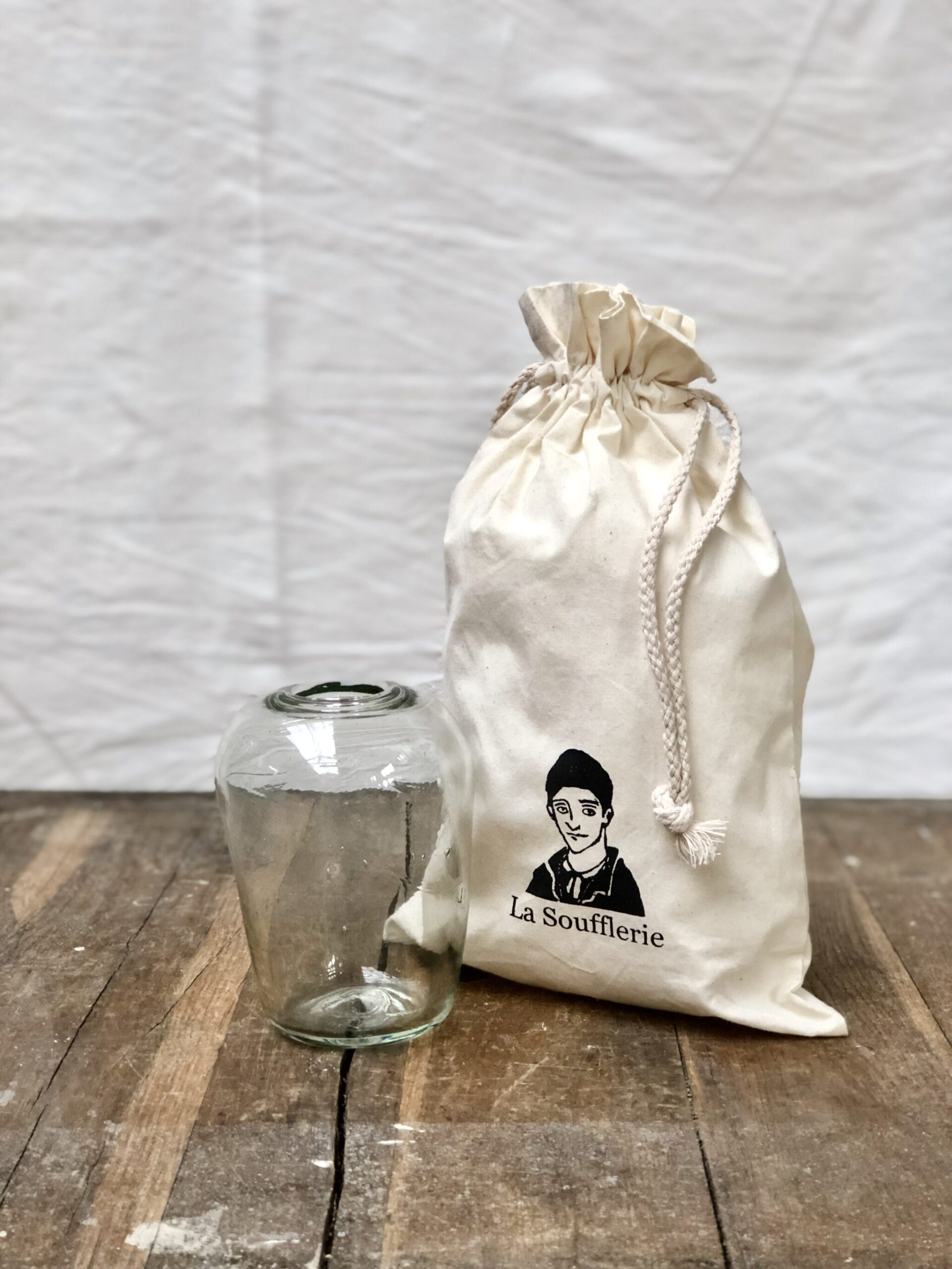 la-soufflerie-yoshi-small-transparent-mouth-blown-recycled-glass