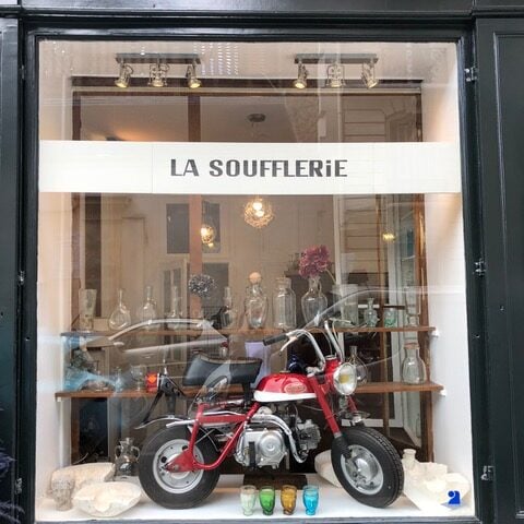 la-soufflerie-pop-up-shop-window-motorcycle-jacques-nobile