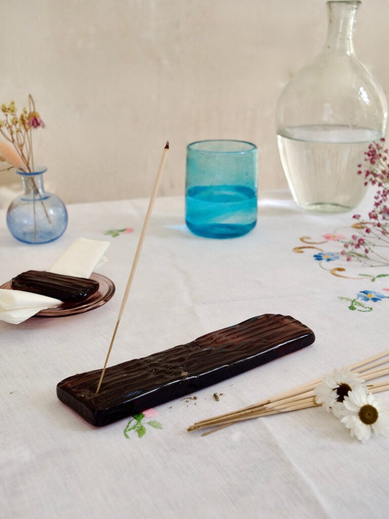 la-soufflerie-aroma-long-framboise-mouth-blown-recycled-glass