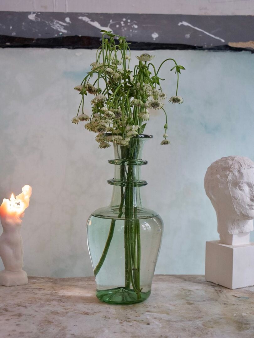 la-soufflerie-bourbe-petite-vert-fume-mouth-blown-recycled-glass