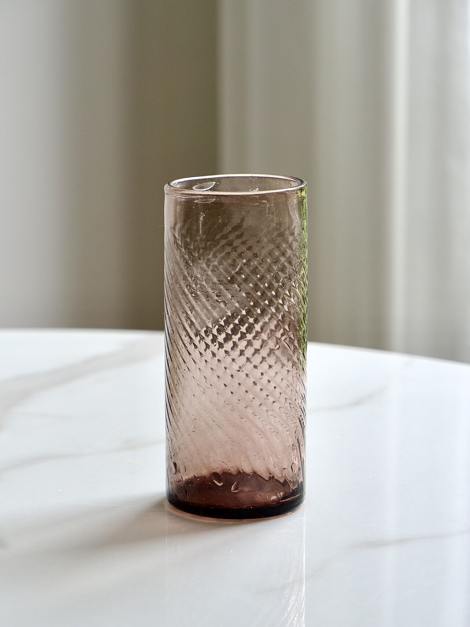la-soufflerie-ice-tea-venezia-framboise-drinking-glassware-mouth-blown-recycled-glass