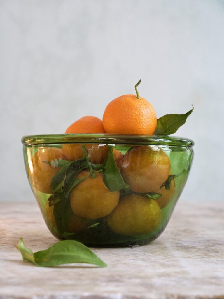 la-soufflerie-nicoise-olive-salad-bowl-mouth-blown-recycled-glass