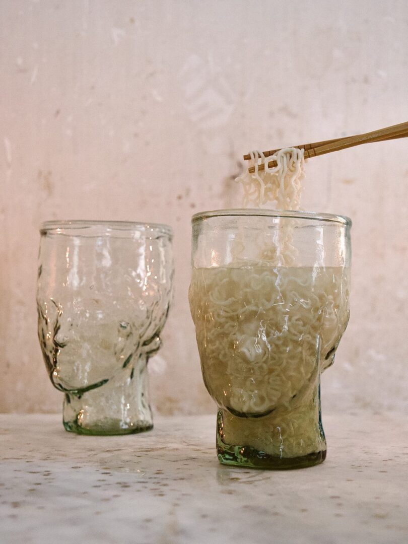 la-soufflerie-roma-vase-transparent-face-vase-mouth-blown-recyled-glass