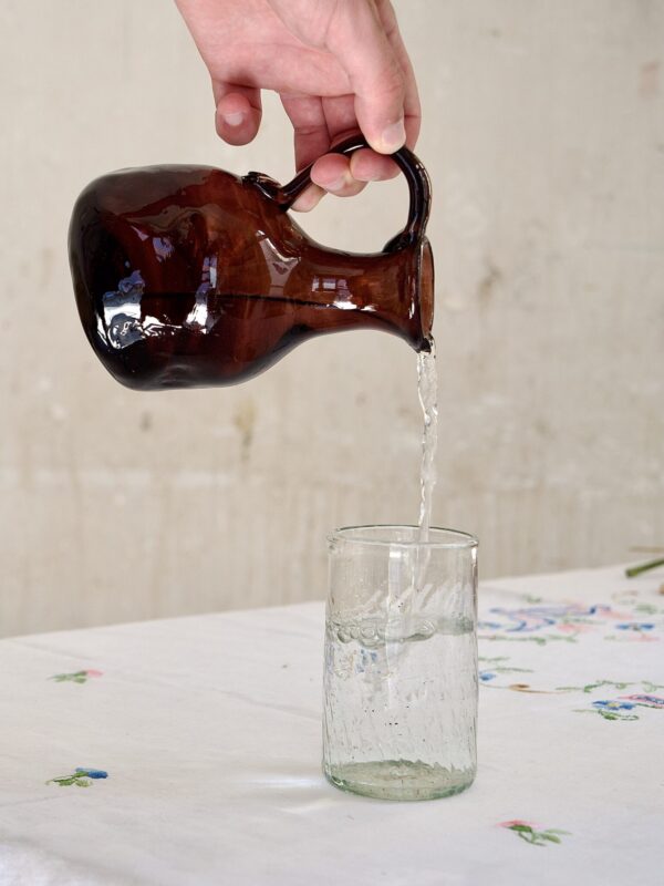 la-soufflerie-rock-carafe-with-handle-framboise-drinkware-carafe-mouth-blown-recycled-glass