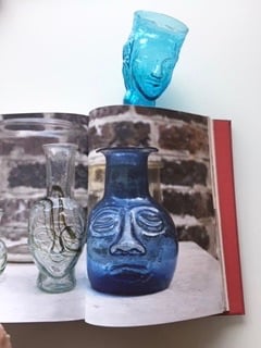 la-soufflerie-France-de-Griessen-livre-incas-vase-tete-verre-tete
