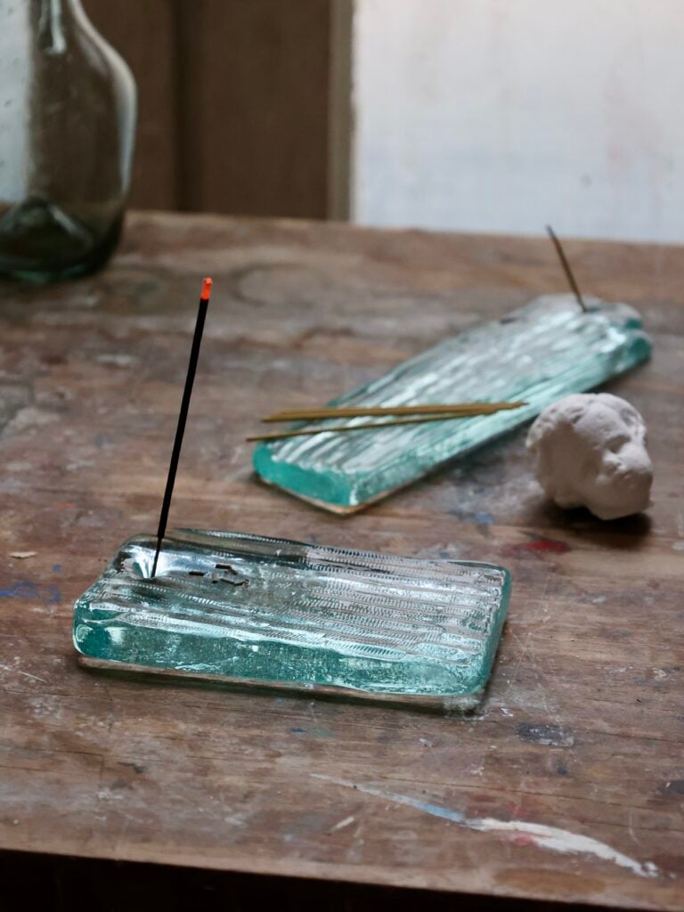 transparent-glass-incense-holders