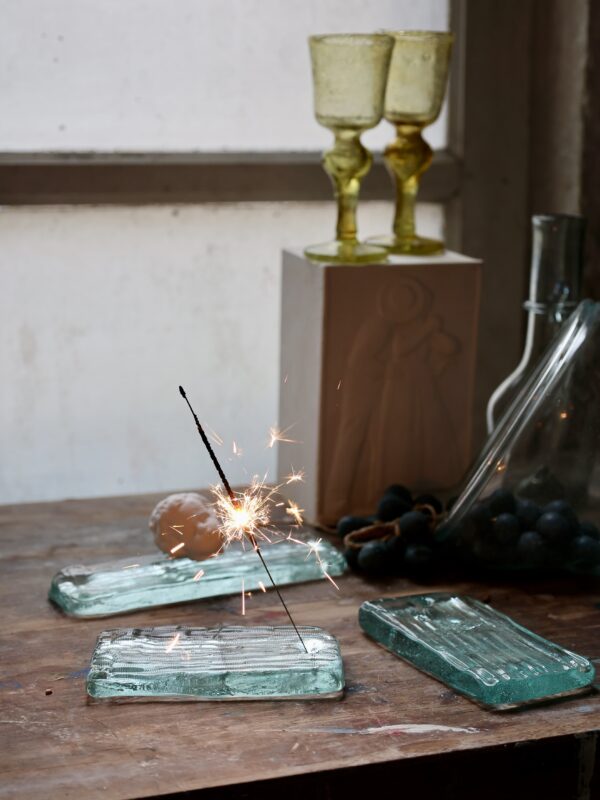 la-soufflerie-aroma-transparent-incense-holder-at-home-mouth-blown-recycled-glass