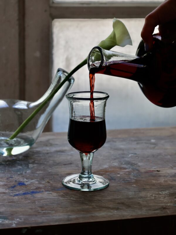 bordeaux-baby-transparent-drinking-glass-stem-glass