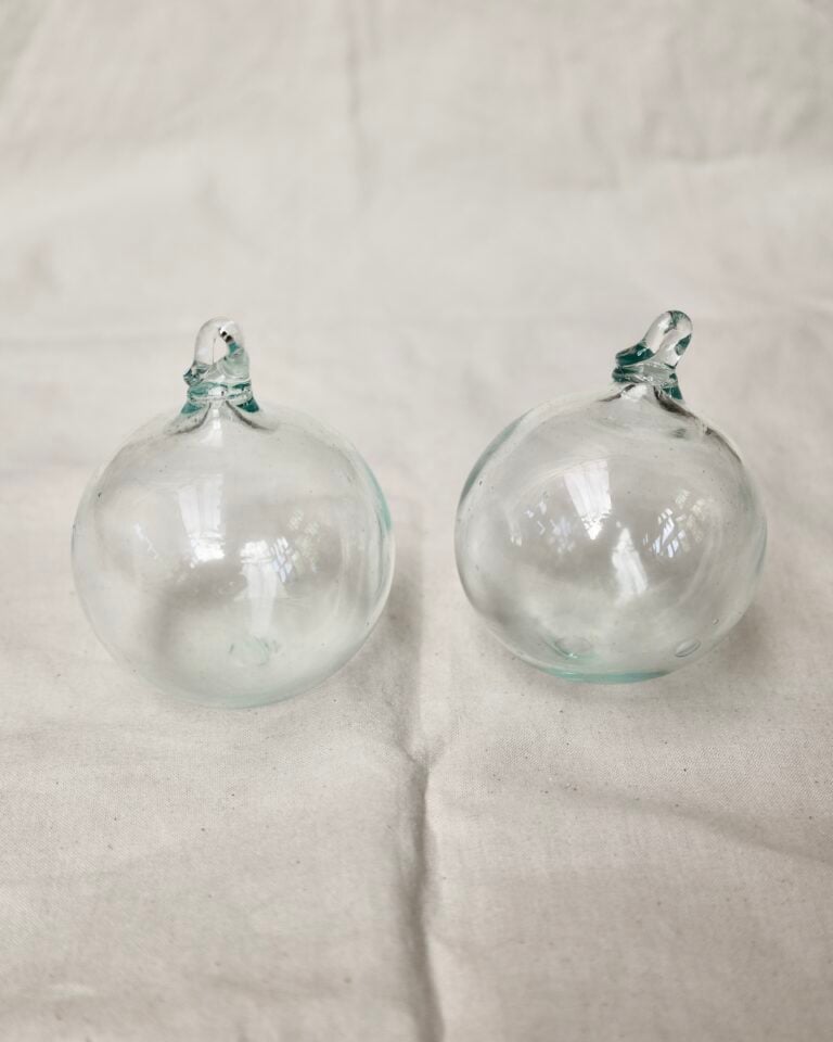 la-soufflerie-boule-transparent-8cm-boule-de-noël-bouche-soufflée-verre-recyclé