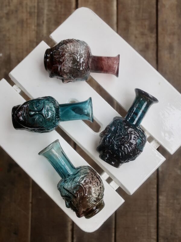 vase-tete-purple-turquoise-bud-vase-head-face-vase-mouth-blown-recycled-glass