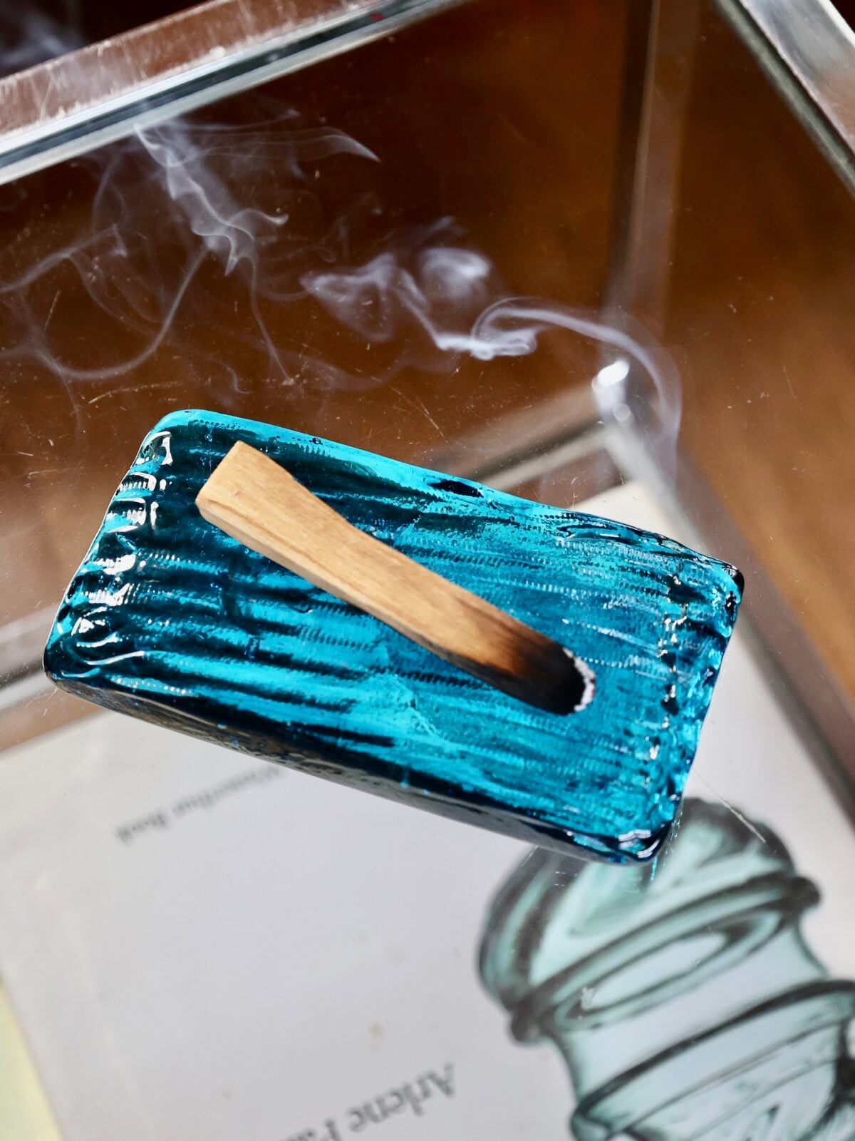 burriera-linea-piccola-turquoise-tableware-butter-dishes-mouth-blown-recycled-glass