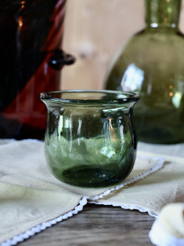 pocula-vert-fume-drinkware-tumbler-water-glass-mouth-blown-recycled-glass
