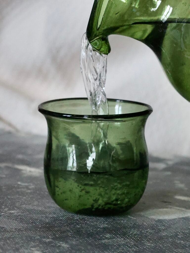 pocula-vert-fume-drinkware-tumbler-water-glass-mouth-blown-recycled-glass
