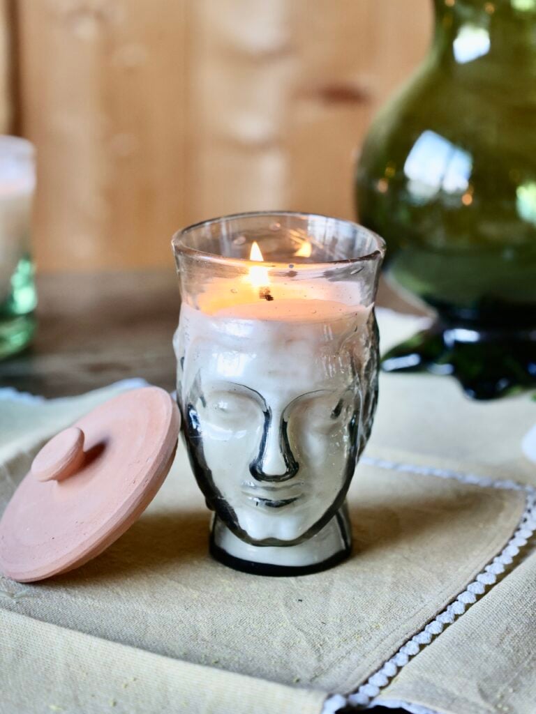 verre-tete-bougie-smoky-candle-vessels-hand-poured-by-la-soufflerie