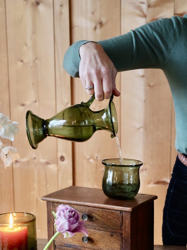 vinum-vert-fumé-drinkware-carafe-decanter-pitcher-mouth-blown-recycled-glass