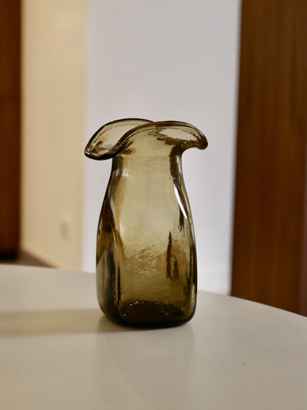 punch-fume-pitcher-vase-mouth-blown-recycled-glass