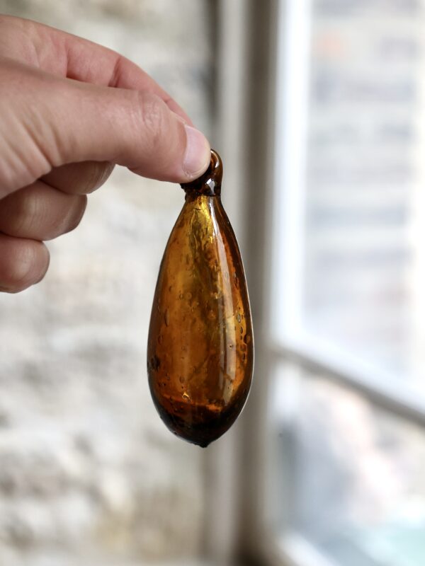 boule-12-cm-dark-brown-handmade-recycled-glass