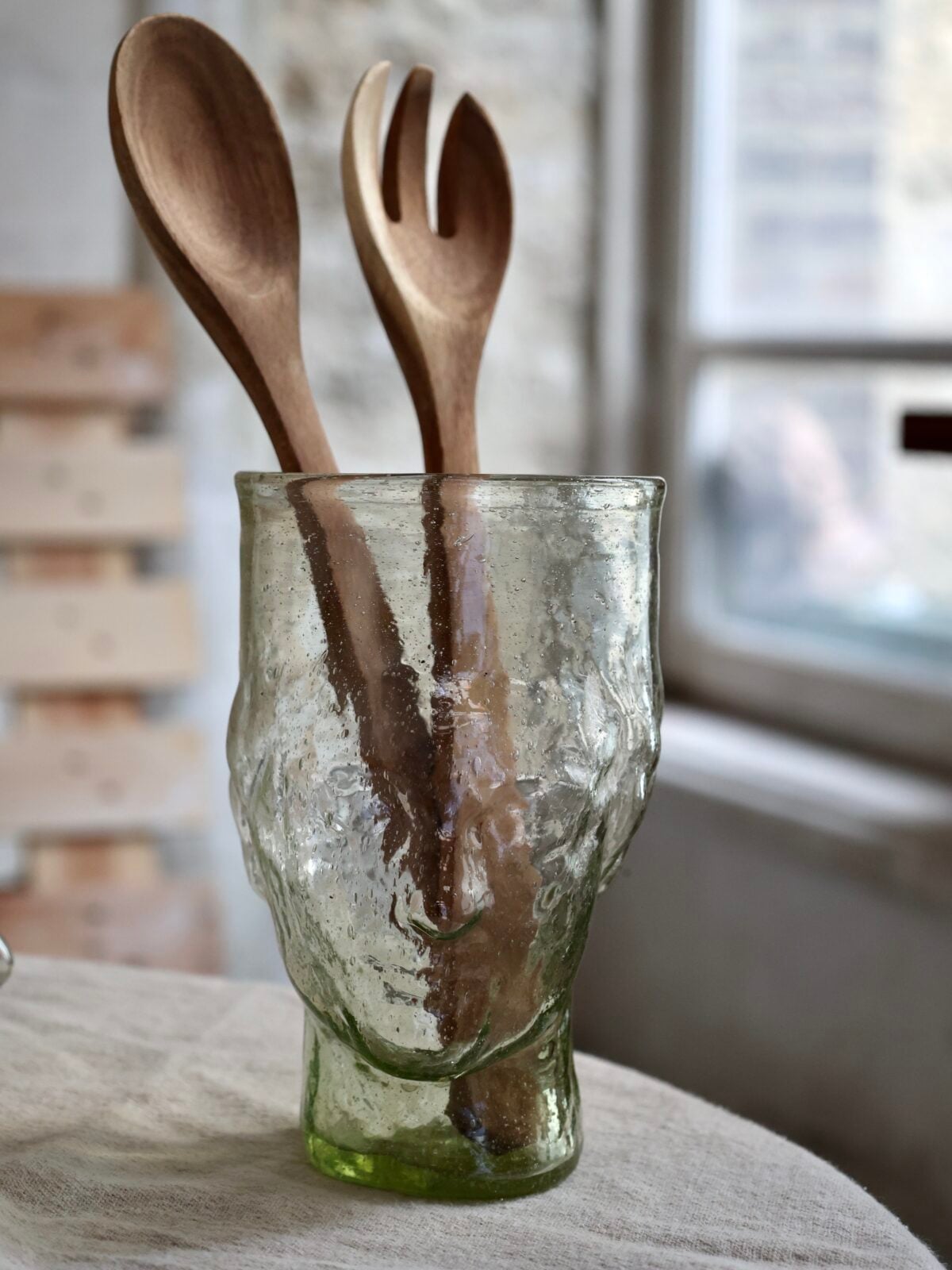roma-vase-transparent-miel-fait-main-verre-recycle